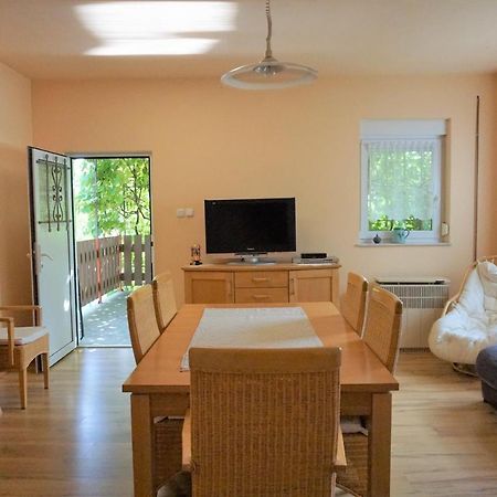 Vila Ferienhaus Plattensee/Balaton Szolad Exteriér fotografie